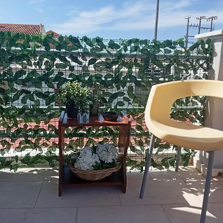 On The Strip-studio 1 Apartman Kávosz