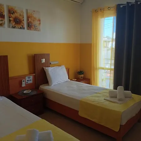 On The Strip-studio 1 Apartman *